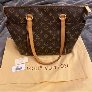 Authentic Louis Vuitton Totally PM